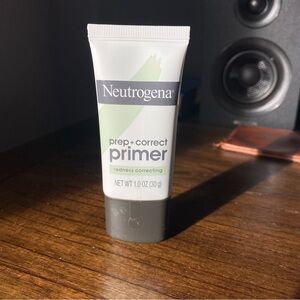 Neutrogena Prep + Correct Primer (Redness Correcting)